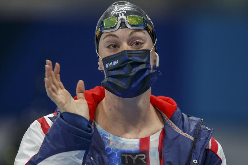 Allison Schmitt of the United States of America (USA) walks in before competing in the women’s 200m Freestyle Semifinal during the Swimming events of the Tokyo 2020 Olympic Games at the Tokyo Aquatics Centre in Tokyo, Japan, 27 July 2021.